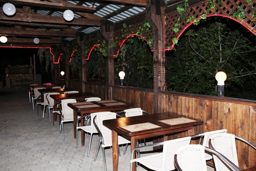 О летнем кафе Орхидея